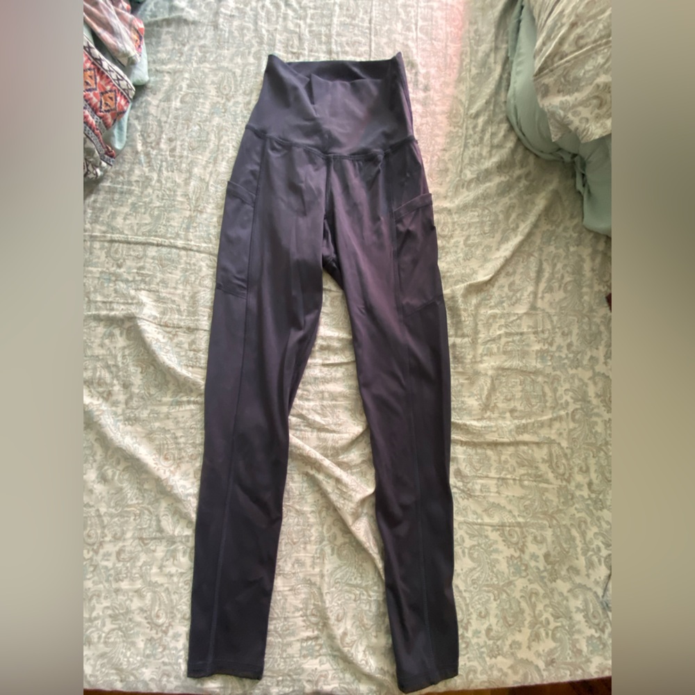 Latched Mama Leggings